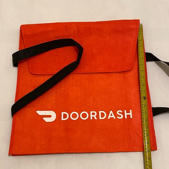 DoorDash Insulated Hot Pizza Bag Red With Handles 19” X 19” X 5” - Picture 8 of 8